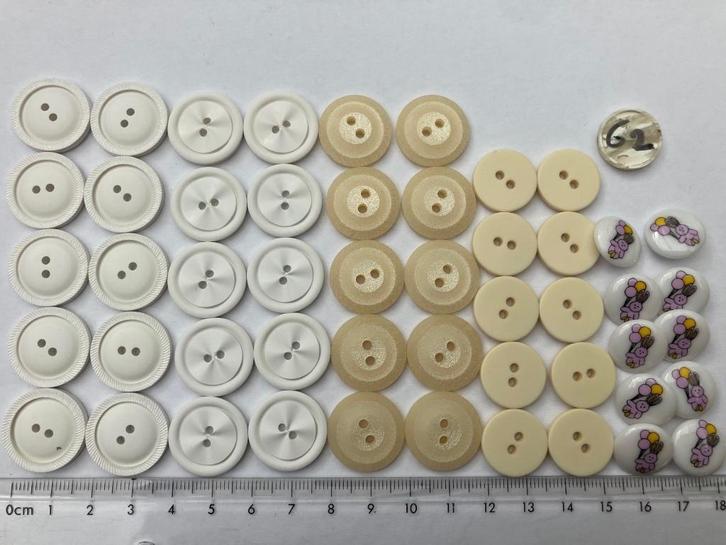 Knopen set nr. 62, Hobby en Vrije tijd, Naaien en Fournituren, Nieuw, Knoop of Knopen, Ophalen of Verzenden