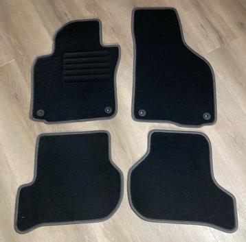 Mattenset voor een Skoda Octavia Type 2 beschikbaar voor biedingen