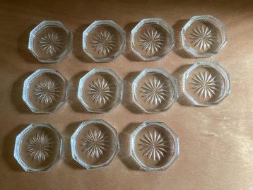 11 Vintage Onderzetters - Doorsnee 7 cm beschikbaar voor biedingen