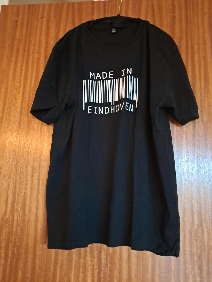 Leuk T-shirt 'Made in Eindhoven' Maat XXL, Kleding | Heren, T-shirts, Nieuw, Overige maten, Zwart, Ophalen of Verzenden
