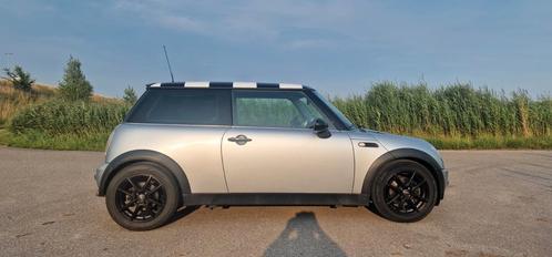 Mini 1.6 16V Cooper 2003 Grijs, Auto's, Mini, Particulier, Benzine, D, Hatchback, Handgeschakeld, Origineel Nederlands, Zilver of Grijs