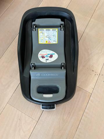 Maxi Cosi Familyfix Isofix beschikbaar voor biedingen