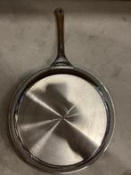 Le Creuset RVS PLUS koekenpan 30 cm, gebruikt met vlekken, Info@mystore.nl, Gebruikt, Verzenden, Mystore