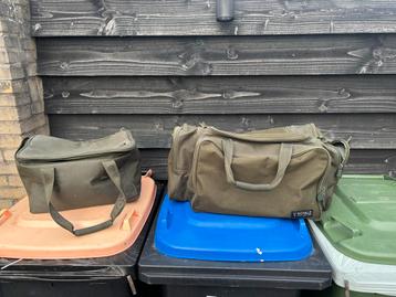 Fox Royale Karpertas & Coolingbag beschikbaar voor biedingen