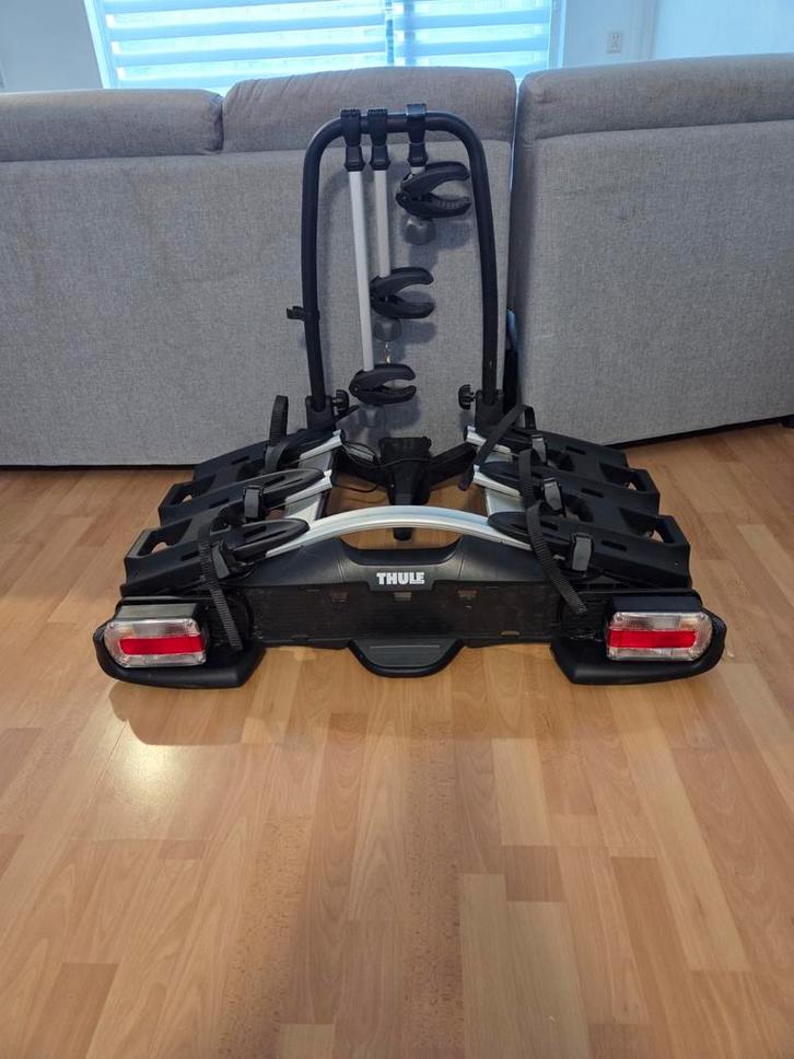 Thule VeloCompact 927 Fietsendrager -3 Fietsen+Kantelbaar, Auto diversen, Fietsendragers, Zo goed als nieuw, Trekhaakdrager, Ophalen