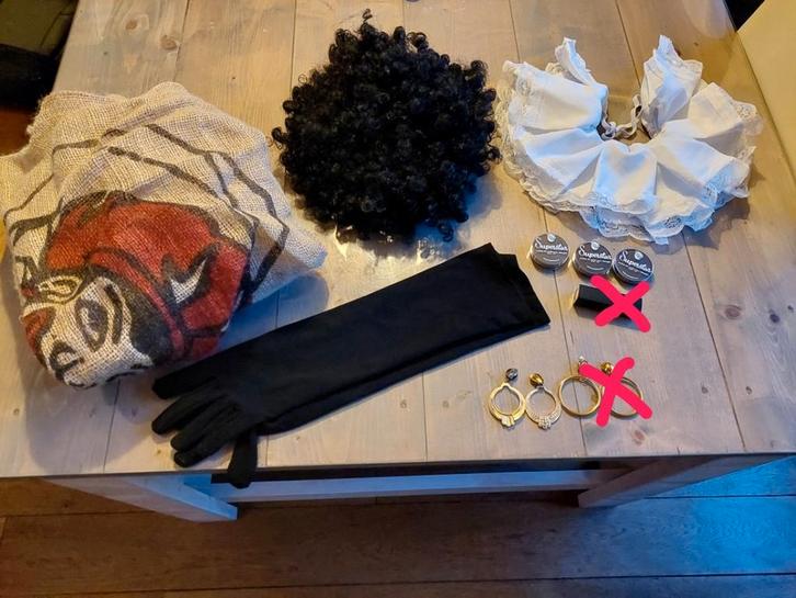 Accessoires piet voor sinterklaas, los te koop!, Diversen, Sinterklaas, Gebruikt, Ophalen