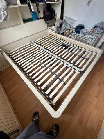 Elektrisch verstelbare bedbodems Bossflex beschikbaar voor biedingen