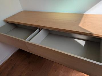 IKEA Malm bed met nachtkastjes - afbeelding 4