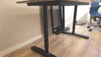 IKEA BEKANT bureau 120x80 – grijs/houtlook – met kabelnet, Ophalen, In hoogte verstelbaar, Zo goed als nieuw