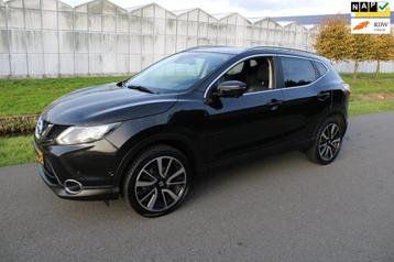 Nissan Qashqai 1.2 Tekna met Lederen bekleding en Panorama d beschikbaar voor biedingen