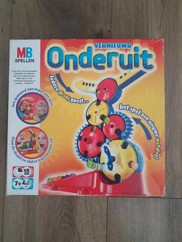 Onderuit, compleet beschikbaar voor biedingen
