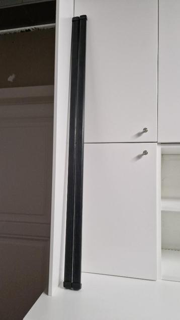 Thule Squarebar 118 cm beschikbaar voor biedingen