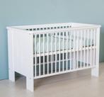 Babykamer Sonja – ledikant, commode en wandrek, Ophalen, Zo goed als nieuw, Jongetje of Meisje
