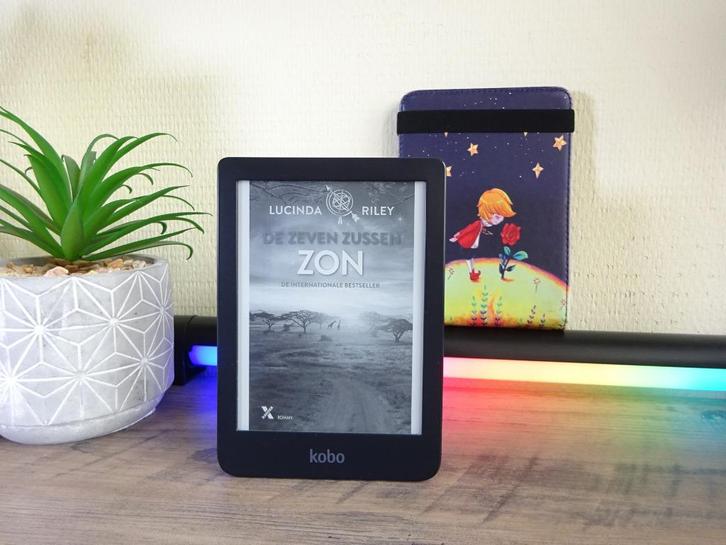 Kobo Clara HD ereader, als nieuw + mooi hoesje, Computers en Software, E-readers, Zo goed als nieuw, 6 inch of minder, 8 GB, Touchscreen