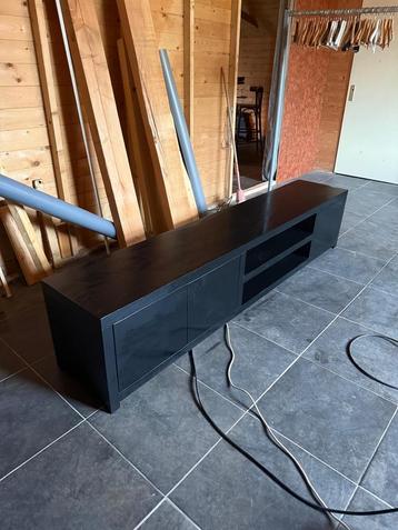 Nette zwarte eikenfineer tv meubel te koop