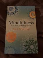 Mindfulness voor een gelukkig leven - Thich Nhat Hanh, Boeken, Esoterie en Spiritualiteit, Ophalen of Verzenden, Zo goed als nieuw