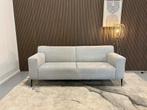 Enzo Luca / Piet Klerkx - 2,5 zits Bank  Grijs - Nette Staat, Huis en Inrichting, Ophalen of Verzenden, Zo goed als nieuw, 75 tot 100 cm