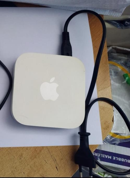 Apple AirPort Express (A1392), Computers en Software, Routers en Modems, Gebruikt, Ophalen of Verzenden
