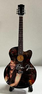 Bon Jovi foto miniatuur gitaar van hout 25cm mini guitar, Info@deconoord.nl, Verzenden, Deco Noord, Nieuw