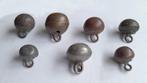Zeven  18e / 19e-eeuwse bol knopen. Bodemvonst., Ophalen of Verzenden