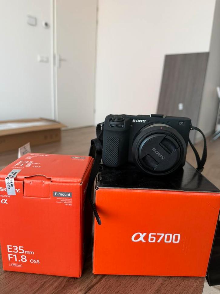 Sony A6700 met sony E35mm F1.8 oss lens, Audio, Tv en Foto, Fotocamera's Digitaal, Zo goed als nieuw, Sony, Ophalen
