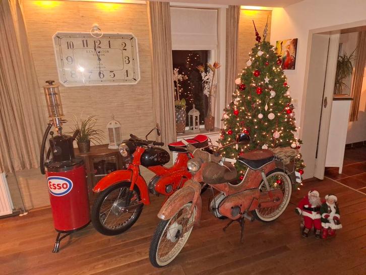 Kerstmis aanbieding 2 maal Kreidler ei tank 1961 en 1964, Fietsen en Brommers, Brommers | Oldtimers, Overige merken, Ophalen of Verzenden