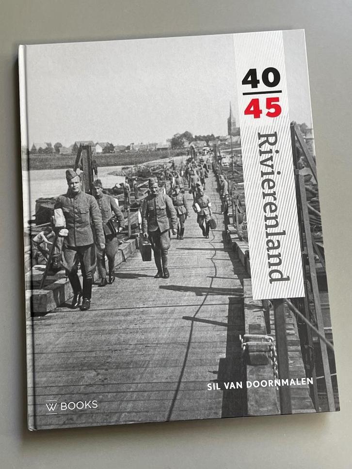 Rivierenland 40-45 (2016), Boeken, Oorlog en Militair, Zo goed als nieuw, Algemeen, Tweede Wereldoorlog, Ophalen of Verzenden