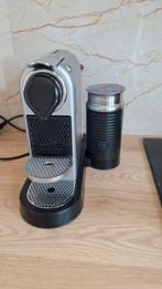 Nespresso Krups met Melkopschuimer, Witgoed en Apparatuur, Koffiezetapparaten, Gebruikt, Koffiemachine, Ophalen of Verzenden, Koffiepads en cups