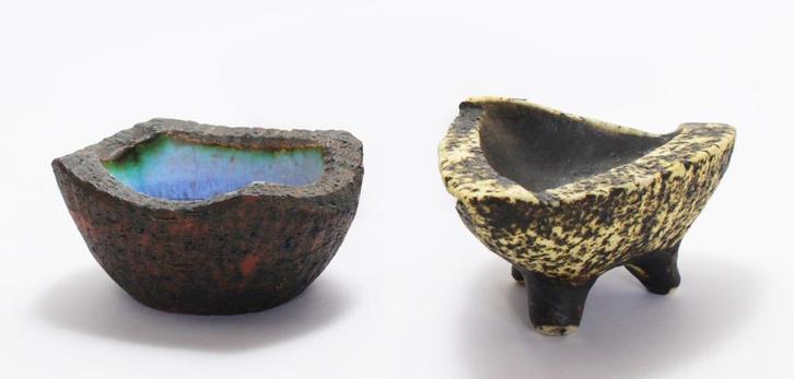 2 x travertijn keramiek van Pieter Groeneveldt, Antiek en Kunst, Antiek | Keramiek en Aardewerk, Ophalen