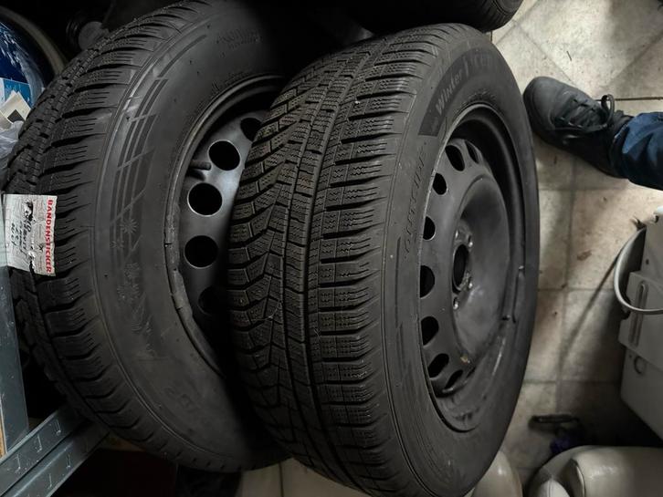 Winterbanden Ford Transit Connect - Stalen Velgen, Auto-onderdelen, Banden en Velgen, Banden en Velgen, Winterbanden, 16 inch