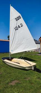 Tabur 320 zeilboot, Watersport en Boten, Zeilen en Zeiltoebehoren, Gebruikt, Ophalen, Minder dan 3 meter, Minder dan 15 m²