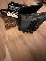 Hohner bravo 111 72 accordeon, 72-bas, Zo goed als nieuw, Toetsaccordeon, Ophalen