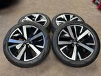 18 inch originele Catania velgen + zomerbanden VW Passat B9, Auto-onderdelen, Banden en Velgen, 18 inch, Gebruikt, Banden en Velgen