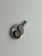 B139 Prachtige zilveren Karl Laine Finland hanger, Overige voorstellingen, Ophalen of Verzenden, X, Zilver