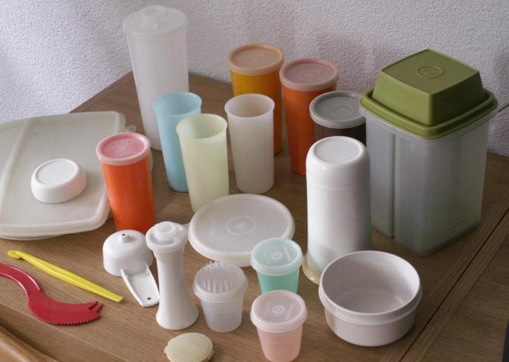 Partij Originele vintage Tupperware items jaren 60 bekers 25, Huis en Inrichting, Keuken | Tupperware, Zo goed als nieuw, Blauw