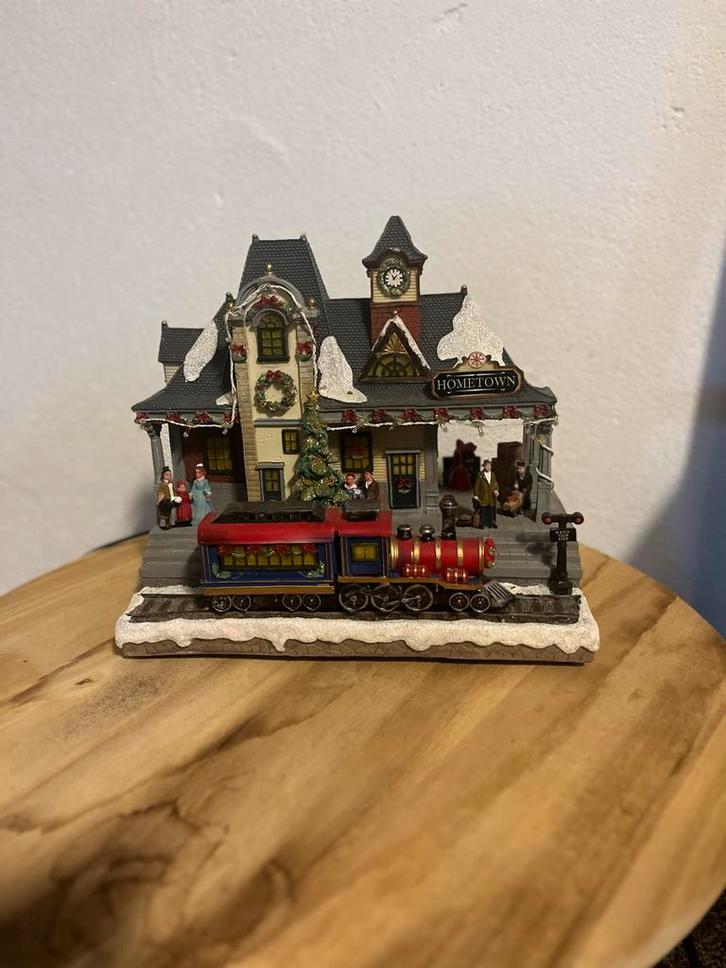 Kerstversiering met trein, licht, geluid & beweging, Huis en Inrichting, Woonaccessoires | Overige, Zo goed als nieuw, Ophalen