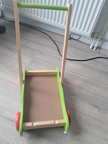 Houten Loopwagen - Zo Goed Als Nieuw! beschikbaar voor biedingen