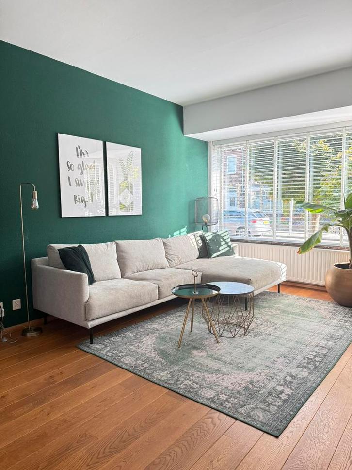 Mooie 5 jaar oude Hoekbank van Goossens (grijs/groene stof), Huis en Inrichting, Banken | Bankstellen, Zo goed als nieuw, Hoekbank