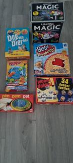 Pakket spelletjes en goocheldoos, Ophalen of Verzenden, Zo goed als nieuw