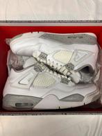 Jordan 4 White Oreo EU44, Kleding | Heren, Schoenen, Wit, Nike, Ophalen of Verzenden, Sneakers of Gympen