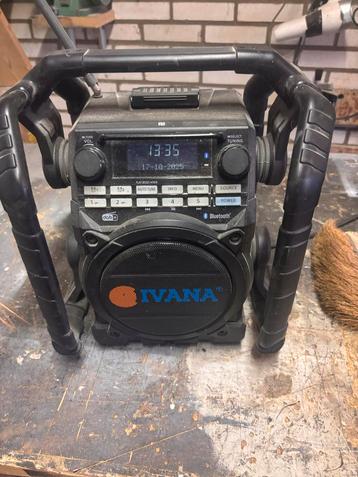 Ivana Bouwradio DAB+ FM Bluetooth beschikbaar voor biedingen
