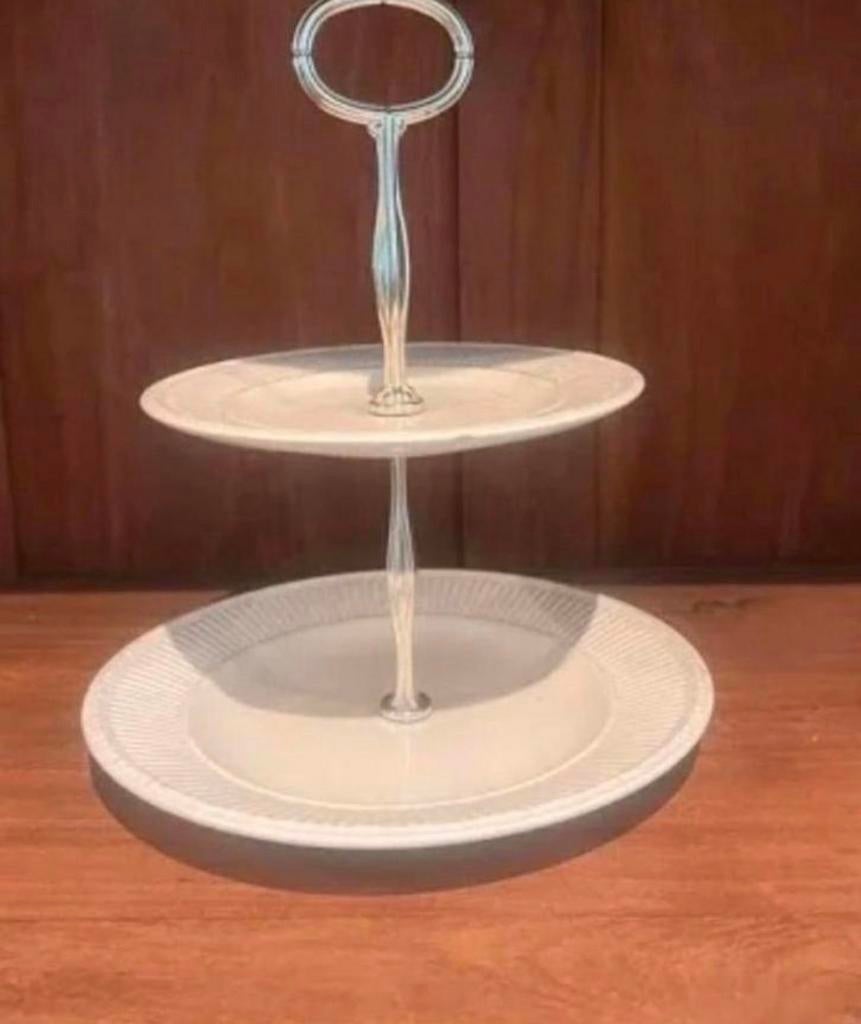 Wedgewood etagère 2 laags, Ophalen, Zo goed als nieuw