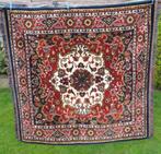 Tafelkleed lang met franje 130 cm breed 120 cm wol zgan, Huis en Inrichting, Stoffering | Tapijten en Kleden, Rood, Ophalen of Verzenden