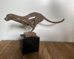 Rennende jaguar gemaakt uit koudgeschilderd brons., Antiek en Kunst, Ophalen of Verzenden
