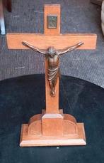 Staand kruisbeeld,eikenhout,met bronzen Jezus., Antiek en Kunst, Antiek | Religie, Ophalen of Verzenden