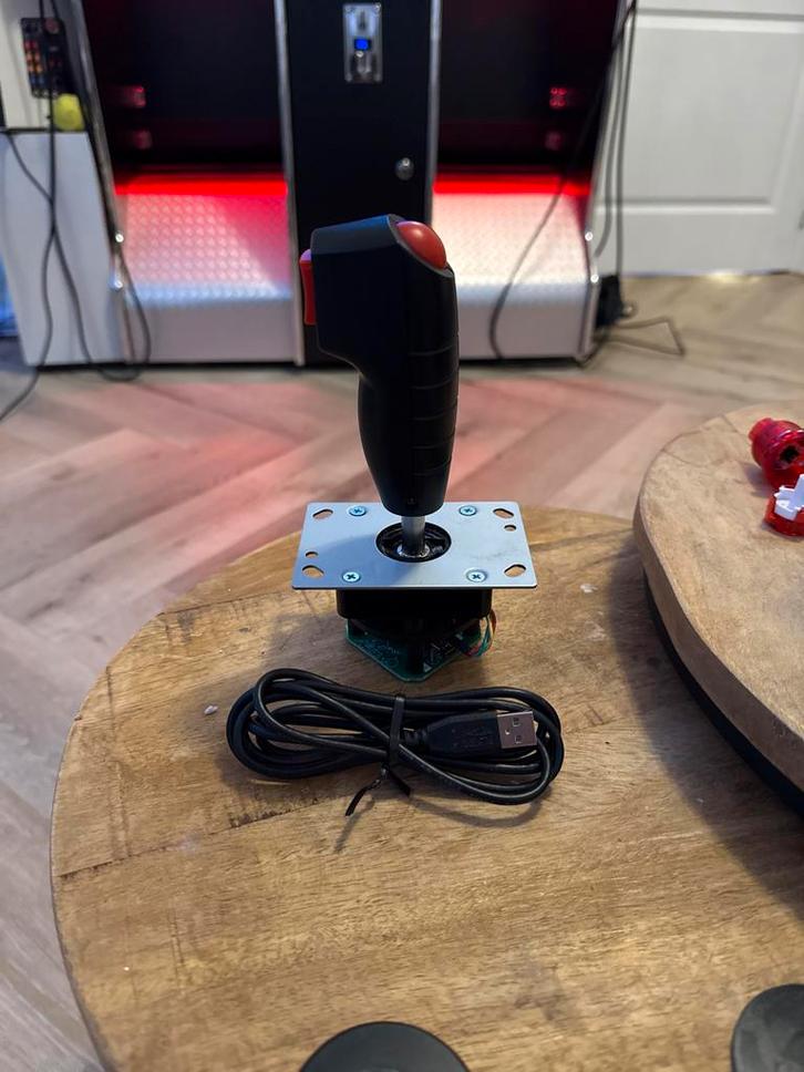 Analoge Flightstick Joystick Arcade Inbouw, Computers en Software, Joysticks, Zo goed als nieuw, Ophalen of Verzenden