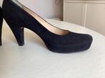 Unisa pumps maat 40, Kleding | Dames, Schoenen, Pumps, Zwart, Ophalen of Verzenden, Zo goed als nieuw