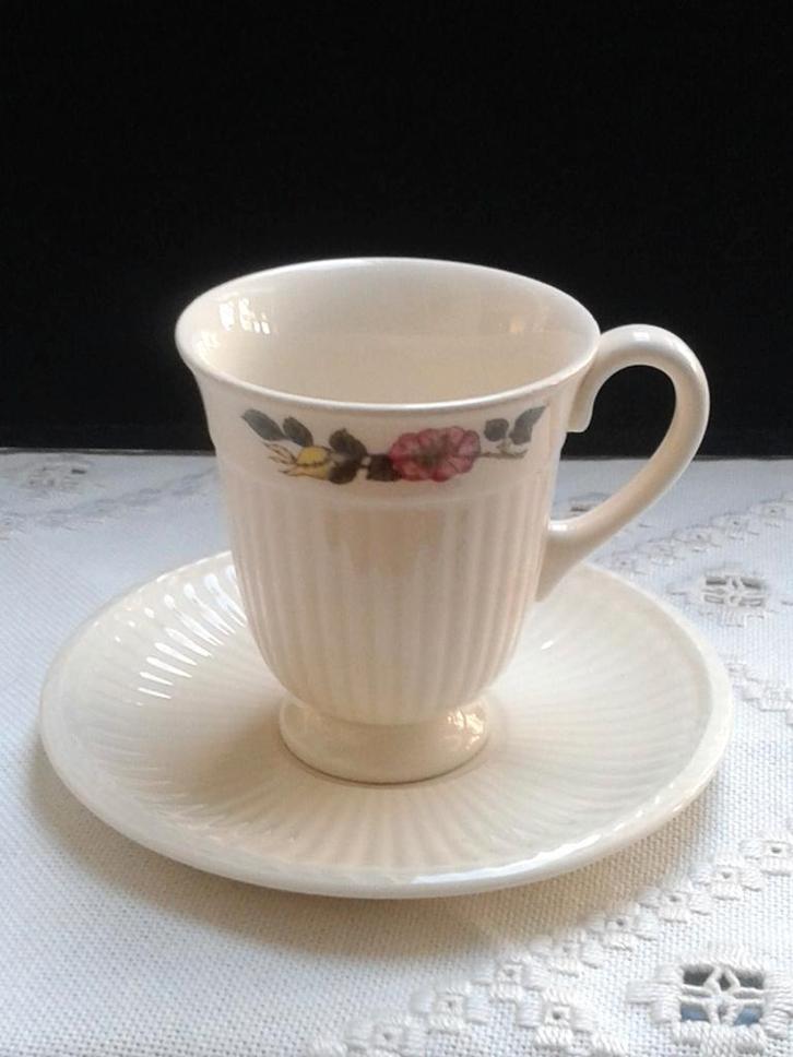 Engelse Kop & Schotel <> Wedgwood BRIAR ROSE <> NIEUW, Huis en Inrichting, Keuken | Servies, Nieuw, Kop(pen) en/of Schotel(s)
