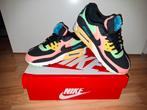 nieuwstaat Nike air max premium atomic pink mt 37,5, Ophalen of Verzenden, Zo goed als nieuw, Roze, Sneakers of Gympen