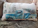 Decoratief kussen met blauwe truck en kerstboom, Ophalen of Verzenden, Nieuw, Blauw, Rechthoekig